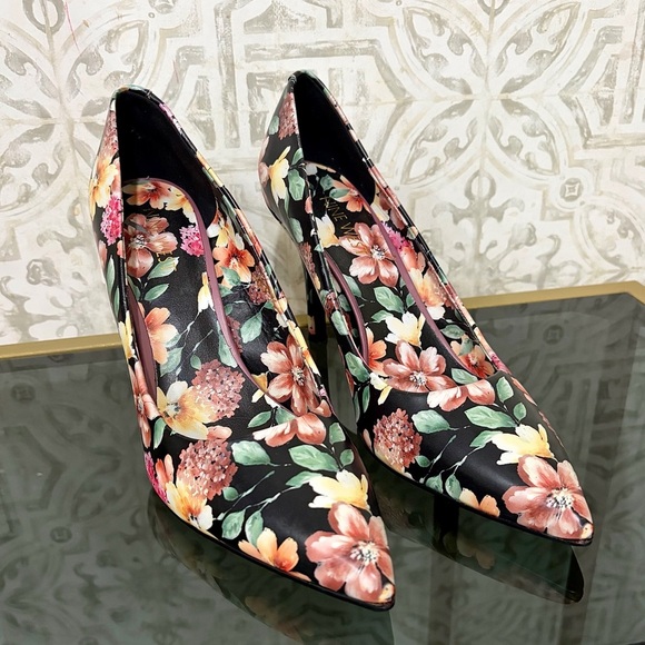 Nine West Shoes - Nine West JACKPOT Floral Pumps, Size 8.5 NWOB 🌸